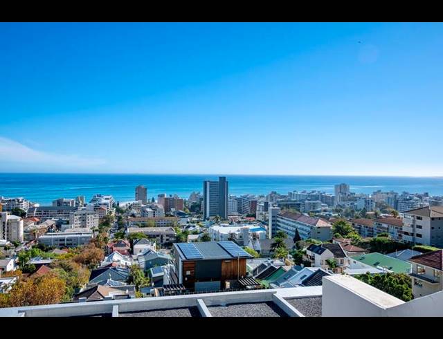3 BEDROOM APARTMENT FOR SALE IN SEA POINT